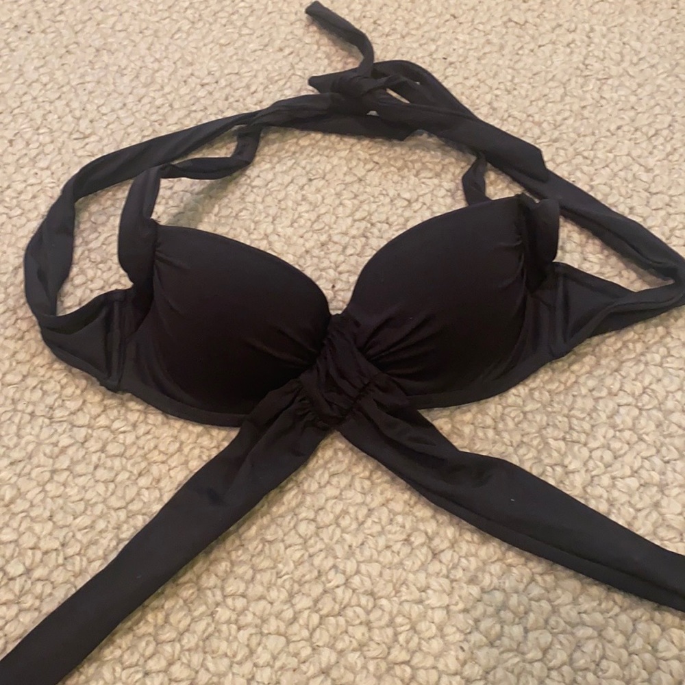 Victoria’s Secret black criss cross bikini top